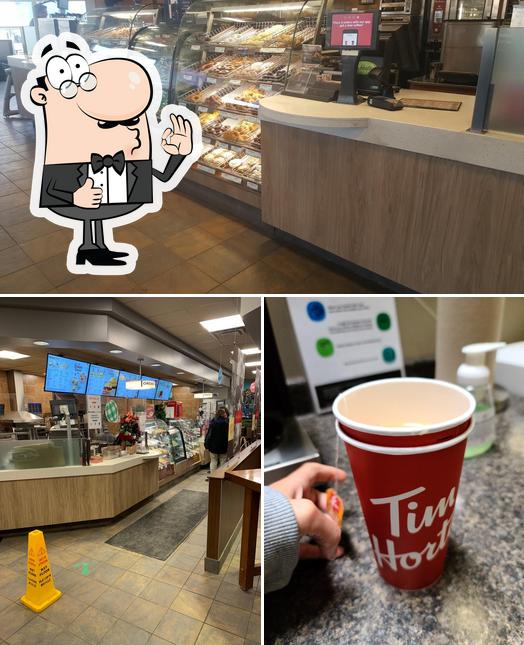 Aquí tienes una foto de Tim Hortons