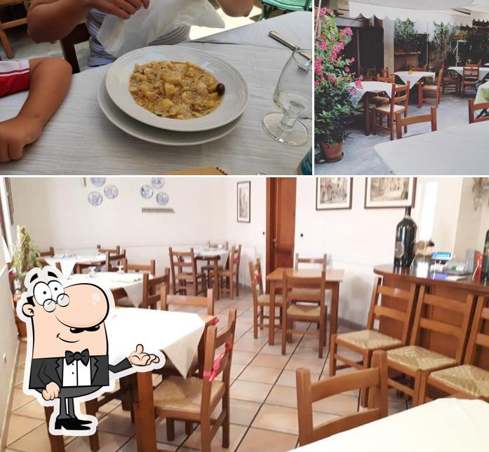 Siediti a un tavolo di Hosteria Sutta Ca'
