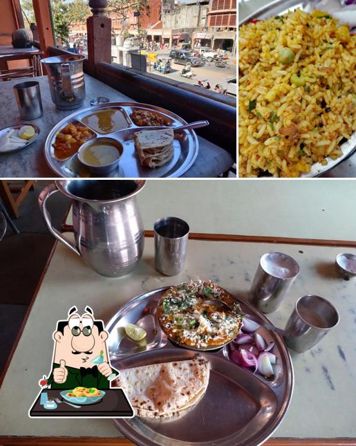 Meals at Jai Hanuman Bhojanalaya