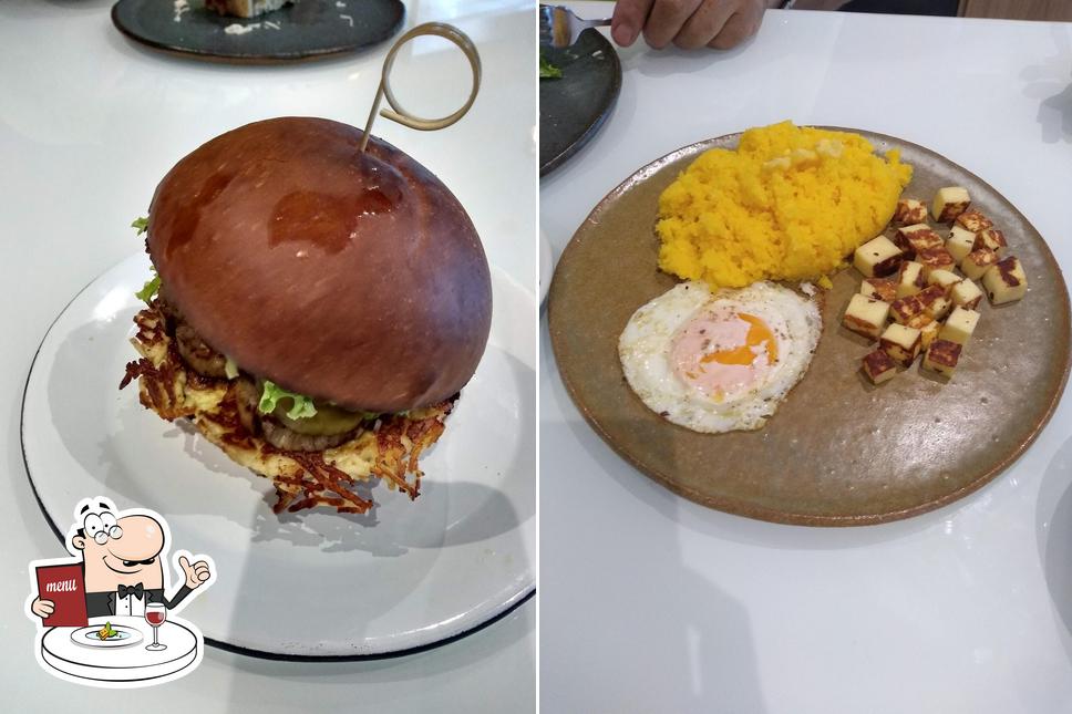 Comida em Café e Livraria Senac