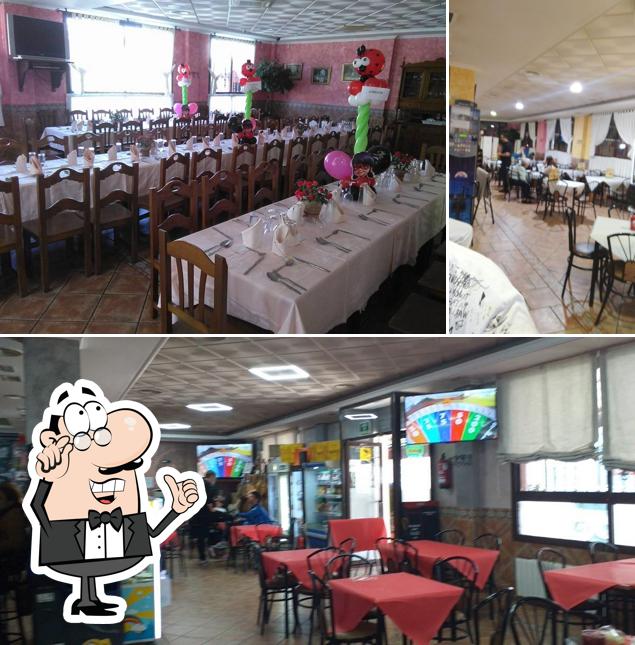 Mira las fotografías que hay de interior y pastel en El Garrotal Restaurante