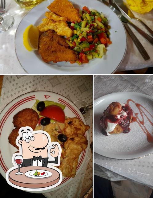 Еда в "La Casa Bistrițeană"