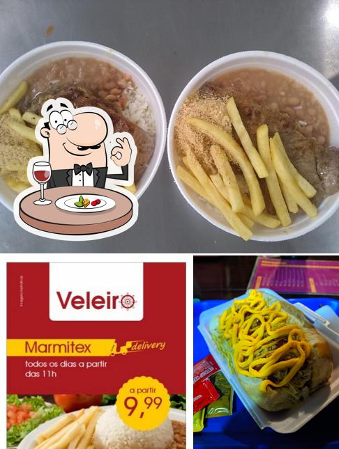 Еда в "Veleiro Lanches e Marmitex"