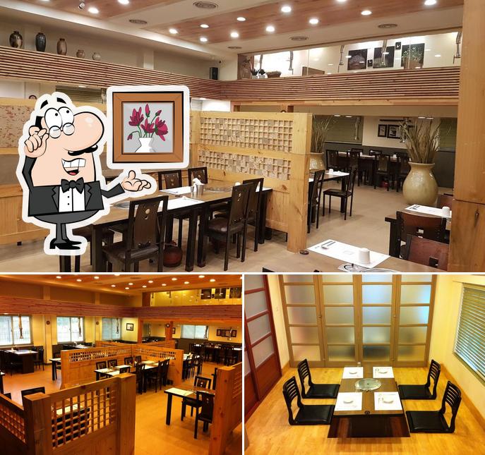 The interior of Maljukgeori Korean Restaurant