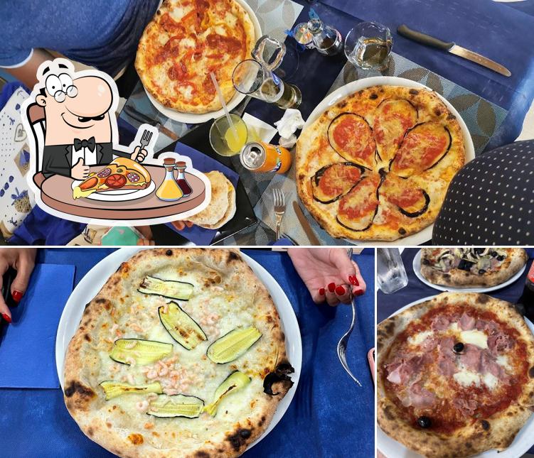 Scegli tra le molte varianti di pizza