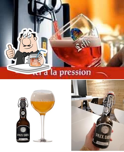 Prenez une boisson du menu