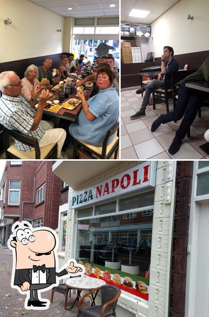 El interior de Pizza Shoarma & Napoli