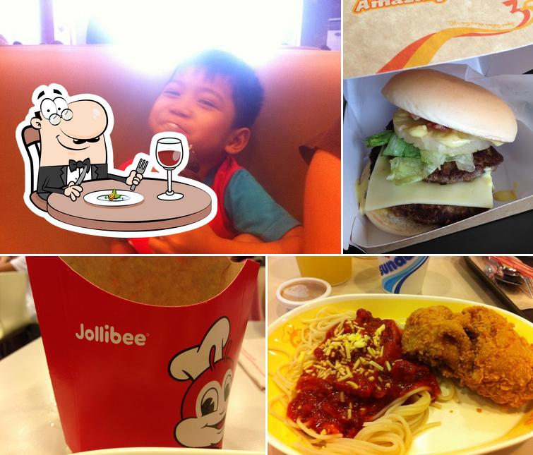 Food at Jollibee - SM City Pampanga