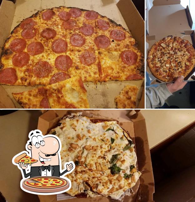 В "Domino's Pizza" вы можете попробовать пиццу