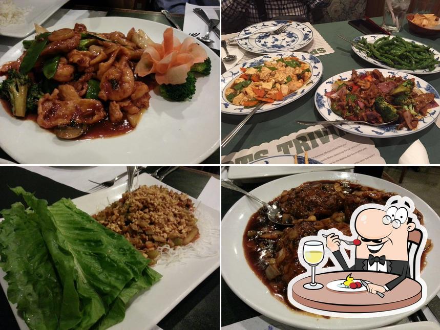 C888 Hunan Kitchen Murrysville Dishes 
