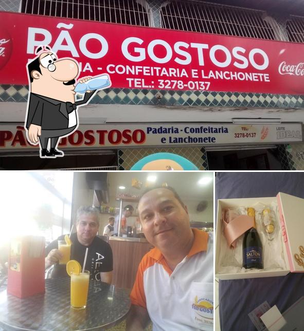 A foto da bebida e exterior no Padaria Pao Gostoso