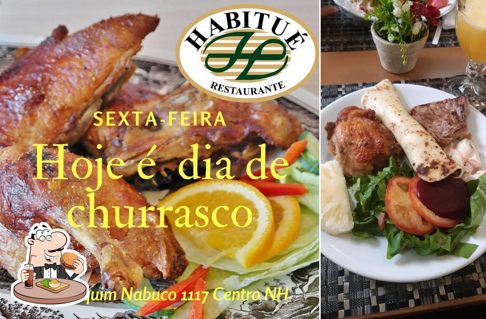 Experimente um hambúrguer no Habitué Restaurante