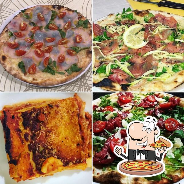 Scegli una pizza a Bar ristorante pizzeria paracallà