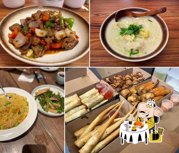 Meals at Rice & Noodle House 青禾饭馆