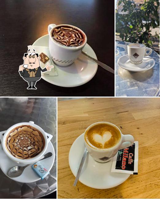 Profitez d'un verre à Caffe Milano