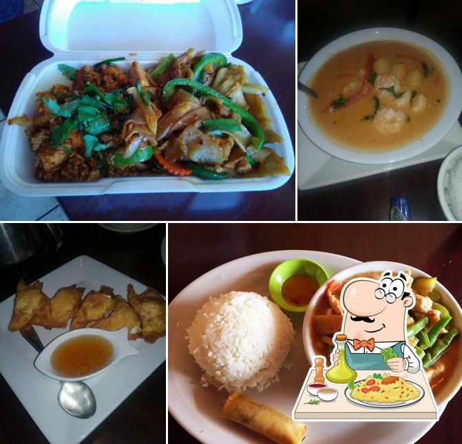 Блюда в "Phuket Thai Cuisine"