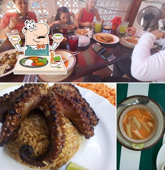 Meals at Del Huerto y El Corral
