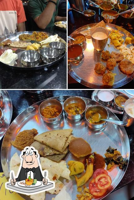 Meals at Girganga Dining Hall गीर गंगा डायनिंग हाल