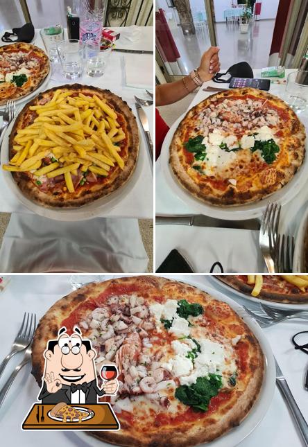 Prenditi una pizza a Ristorante la Griglia d’oro