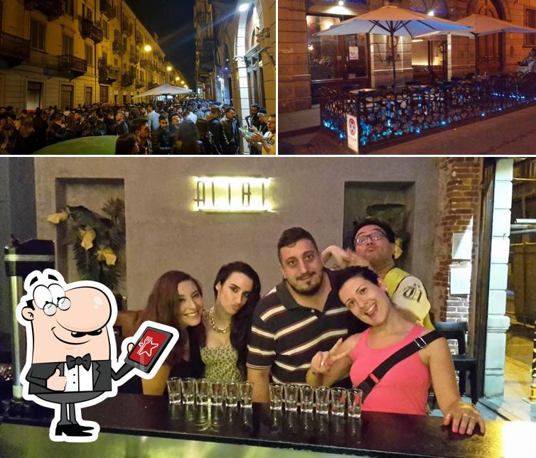 Tra le diverse cose da Alibi si possono trovare la esterno e nozze