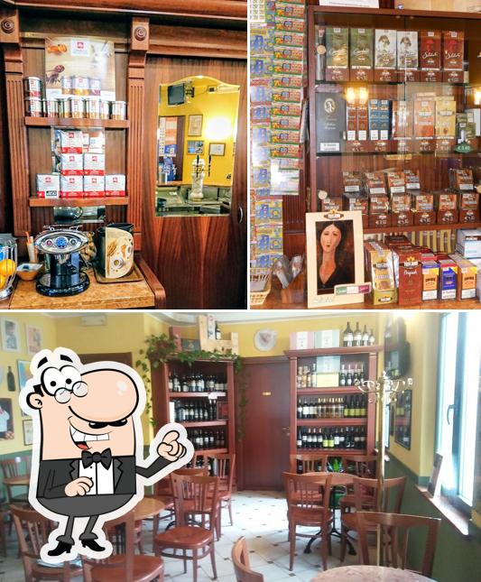 Gli interni di Millennium Cafè Tabacchi e Vini