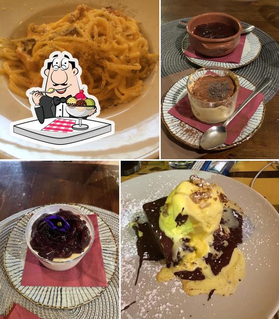 Fattoincasa by hosteria la danesina offers a number of sweet dishes