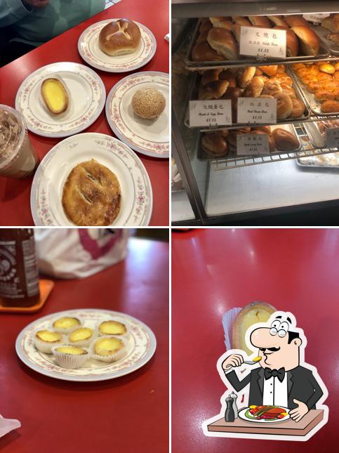 Saint Anna Bakery in Chicago - Restaurant menu and reviews