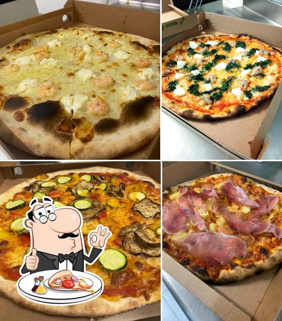 Ordina tra le svariate varianti di pizza