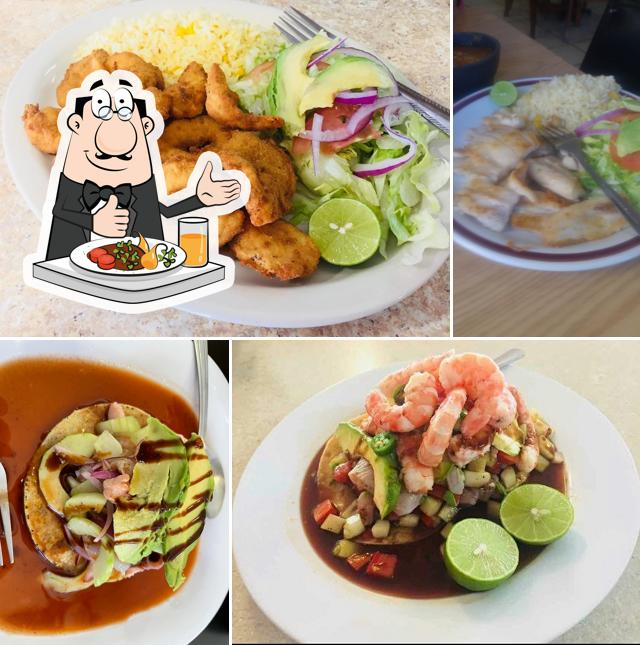 Mariscos Mazatlán restaurant, Nogales, C. González 119 - Restaurant reviews