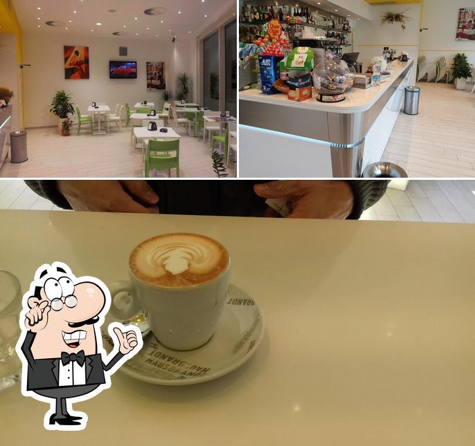 Gli interni di MaMa Caffè