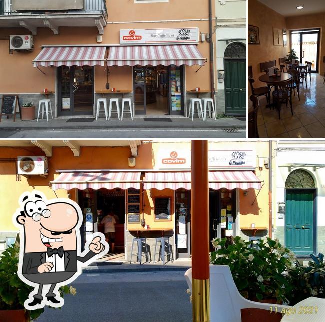 Gli interni di Bar La Piazzetta Carasco