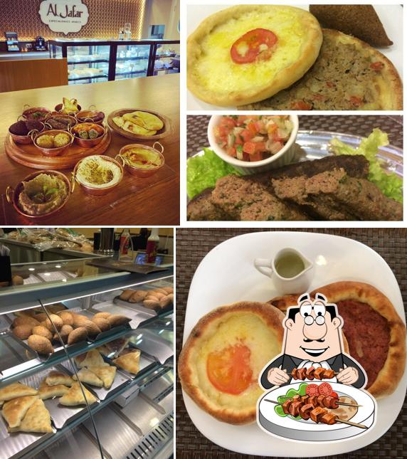 Comida em Al Jafar Especialidades Árabes