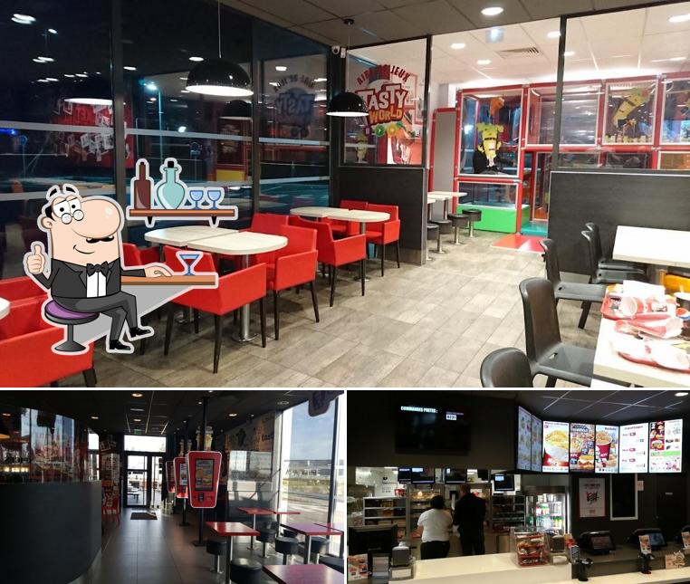 L'intérieur de KFC Dole Choisey