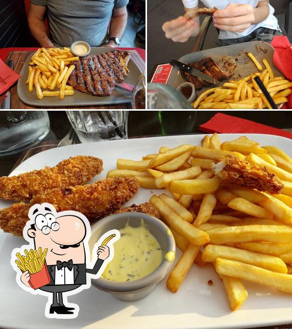 Commandez des pommes frites avec de nombreuses sauces