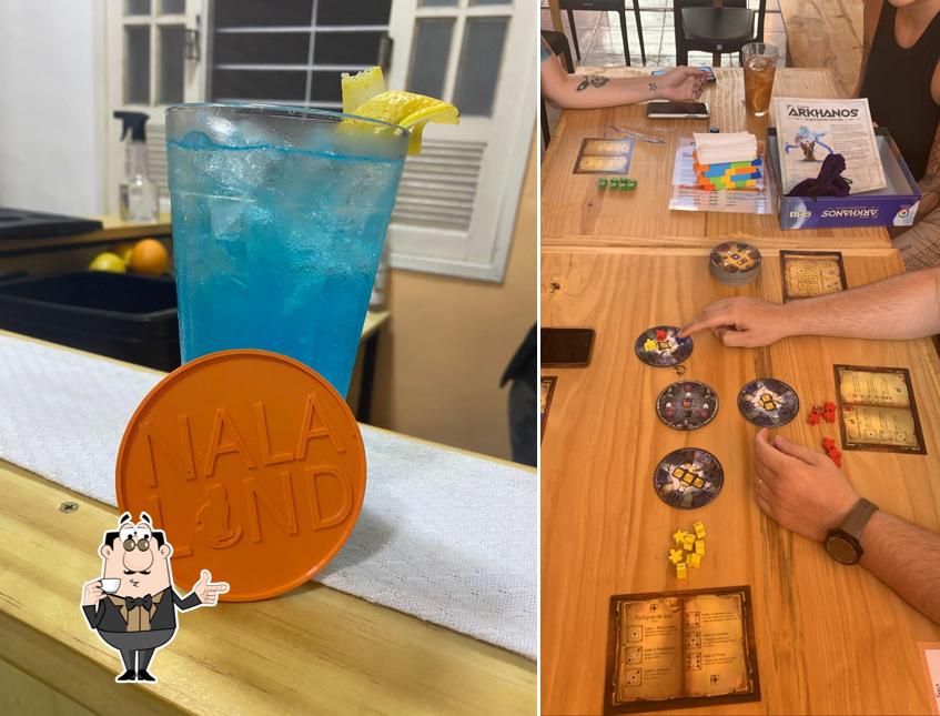 Desfrute de uma bebida no Nala Land - Bar de Jogos de Tabuleiro em Recife