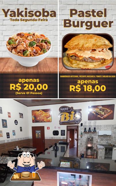 Entre diversos coisas, comida e interior podem ser encontrados no QueroBis Pastéis e Porções