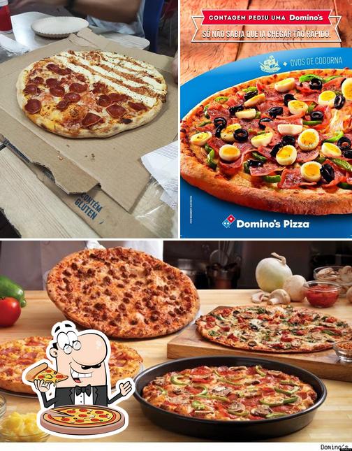 Escolha pizza no Domino's Pizza - Contagem
