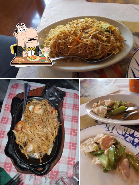 Cibo al Ristorante Cinese Il Mondo