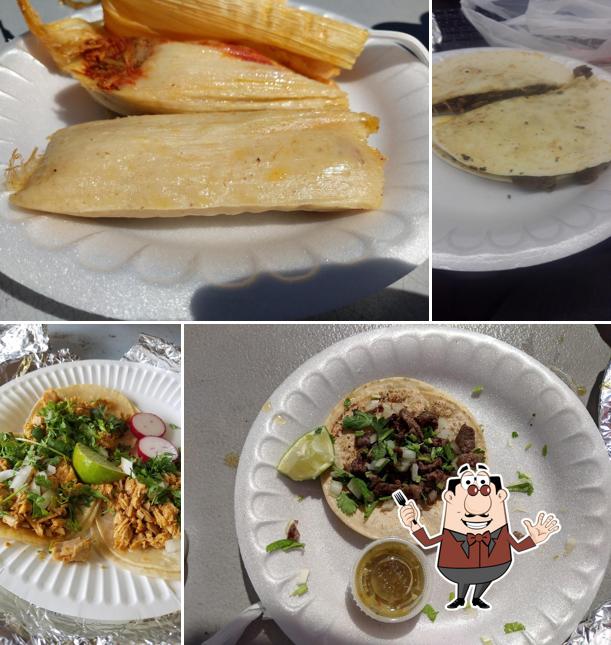 Food at El Tapatio NW Taco Truck