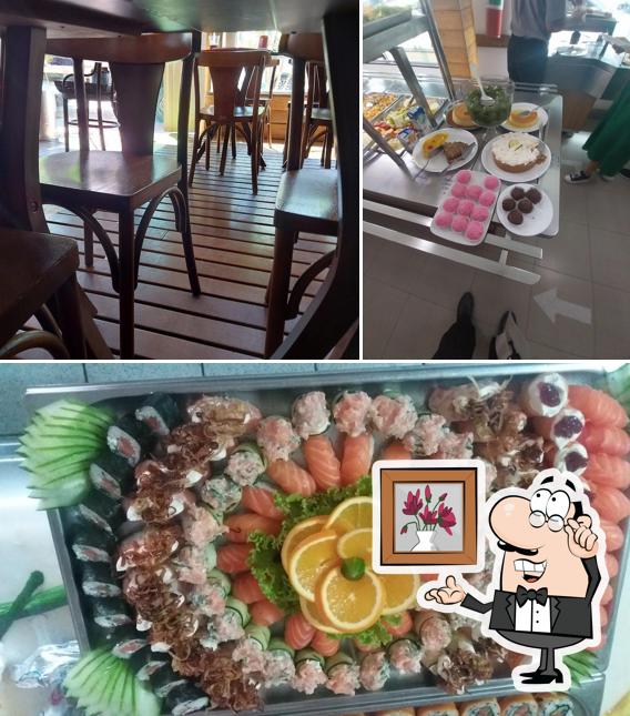 O interior do Restaurante Tonini's