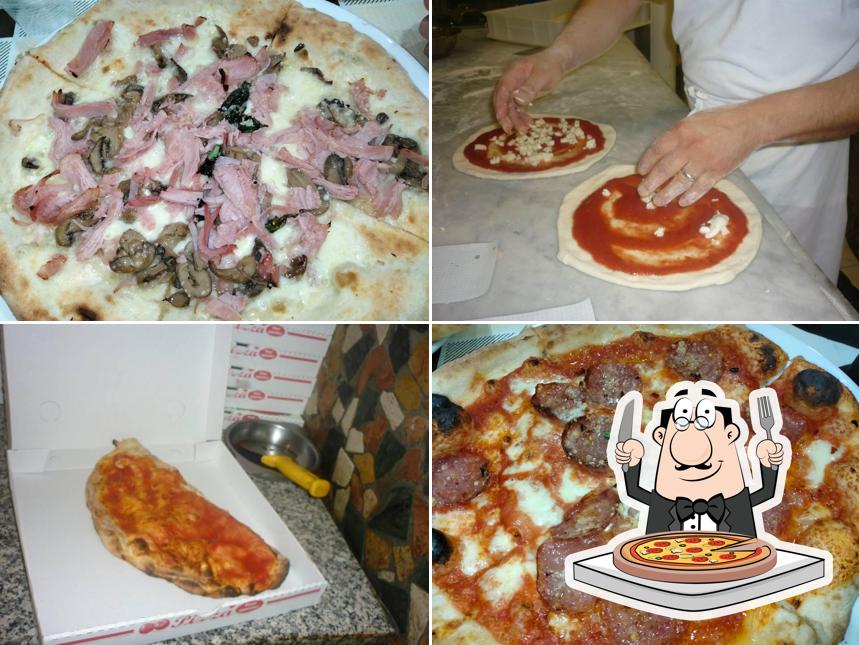 Scegli una pizza a Pizzeria Regina