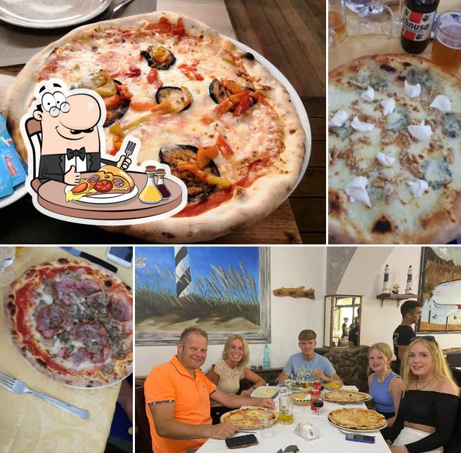 Ordina una pizza a Ristorante Pizzeria Pazza Idea