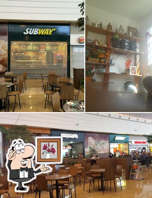 O interior do Subway