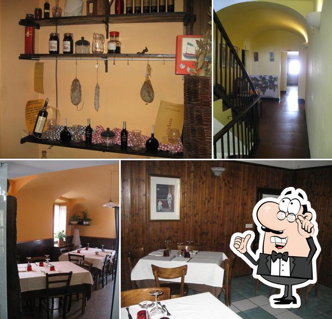 Gli interni di Antica Osteria di Borghetto