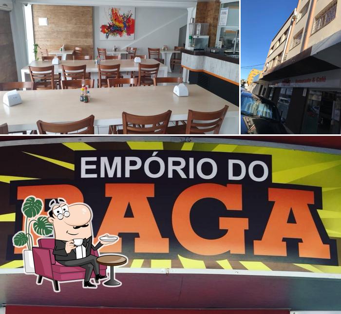 O interior do Restaurante e Café Empório do Baga