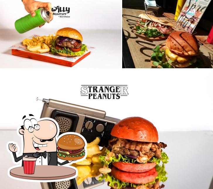 Willy's Burger propone un'ampia varietà di opzioni per gli amanti dell'hamburger