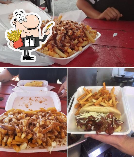 Order fries at Miss Maple's, Big Nickel Pickle