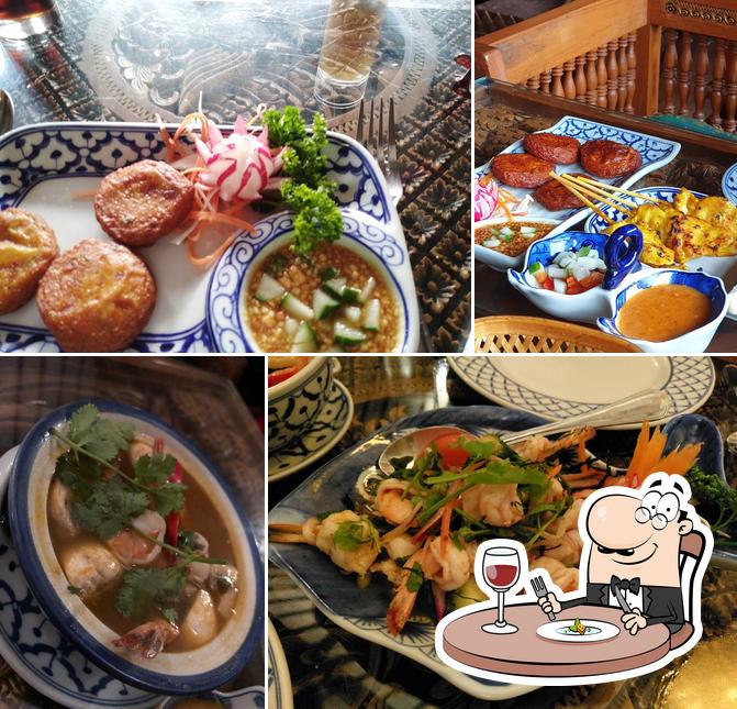 Food at Bangkok House