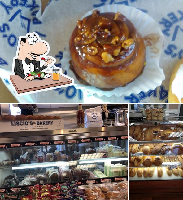 Food at Liscio's Italian Bakery