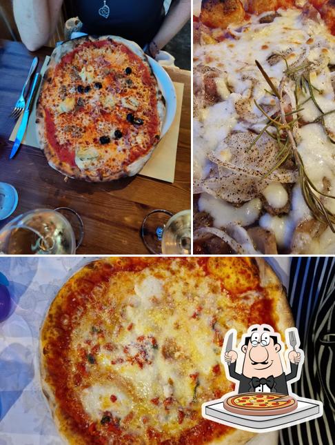 Ordina una pizza a Ristorante Il Tarlo Di Turchi Simone